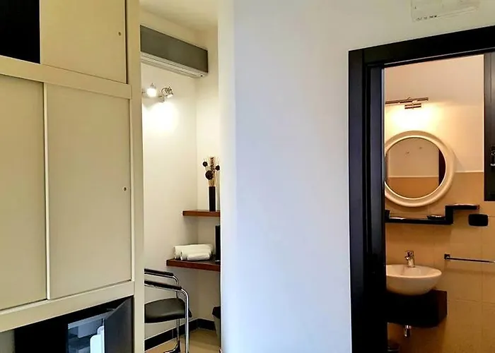 Casanova Bed & Breakfast 4*