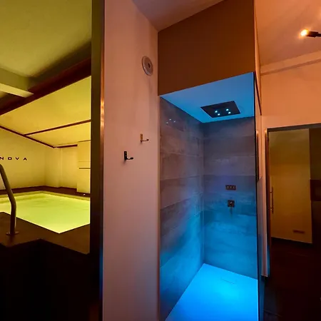 Casanova Bed & Breakfast 4*